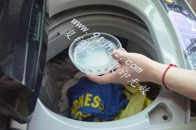 脏衣服洗出来还是脏？长沙家政公司：机洗前多一步，再脏也能净如初(图3)