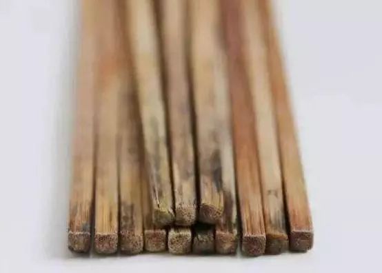 筷子出现霉斑别扔，从长沙家政那学了一个清洁方法，去除霉斑还能用(图2)